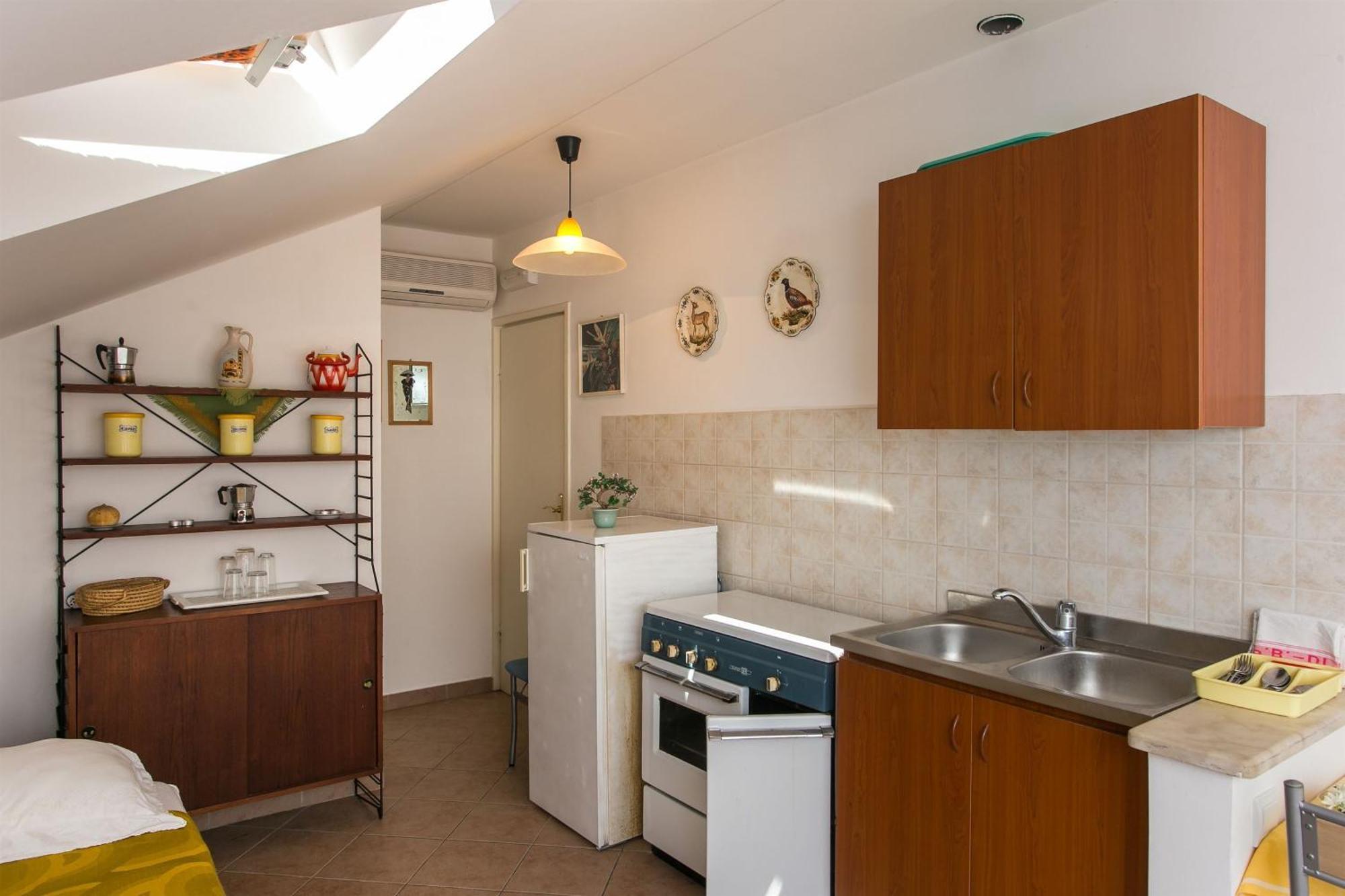 Apartments Marija - 50M From Beach Затон Екстер'єр фото